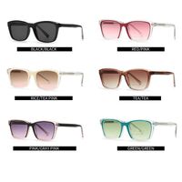 Пластиковые женские солнцезащитные очки в стиле ретро Elit 35017-EL