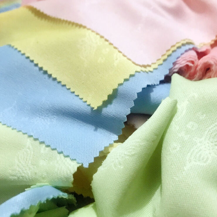 Салфетка трикотажная для протирки линз в очках, для составления подарочного комплекта 金布 579-4 13см*13см