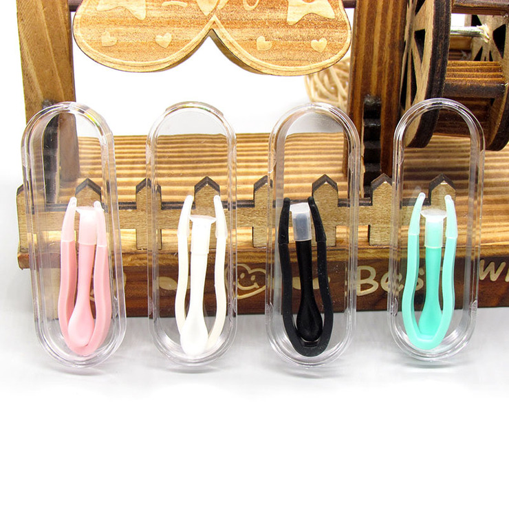 Пинцет пластиковый в индивидуальной упаковке в коробочке 