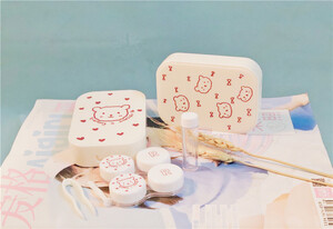 Kit for soft contact lenses (Kits for contact lenses) AS2261