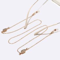 Металлическая нескользящая цепочка золотого цвета, с листом со стразами, для очков и масок GL1454