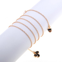 Gold-colored metal non-slip chain, with pendant squirrel and pine nut, for glasses and masks GL775