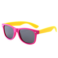 Детские силиконовые солнцезащитные поляризационные очки с защитой UV400 11048-1761-11010