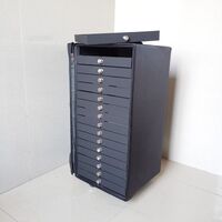 Передвижной бокс (ящик, чемодан, кейс, кофр, органайзер, витрина) на колёсах для оправ и очков на 192 мест JS-C221217