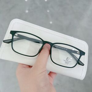 Оправа пластиковая из материала TR90 с линзами Blue Ray Cut MAMO M3566