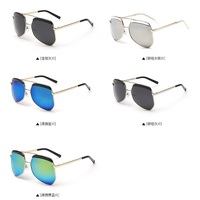 Polarized sunglasses with UV400 protection F6035