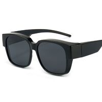 Polarized plastic TR90 sunglasses with UV400 protection 821-GT