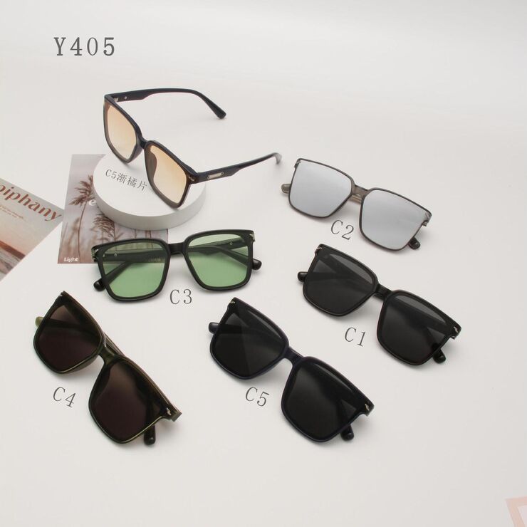 Polarized plastic sunglasses Y405