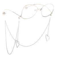 Silver-colored metal non-slip chain, with pendant heart and rhinestones, for glasses and masks GL610