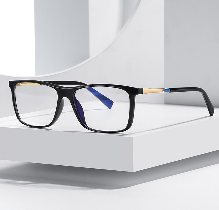 Оправа пластиковая, материал TR-90+CA (флекс!) FOCUS FCS2085