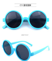 Детские силиконовые солнцезащитные поляризационные очки с защитой UV400 T11021-black