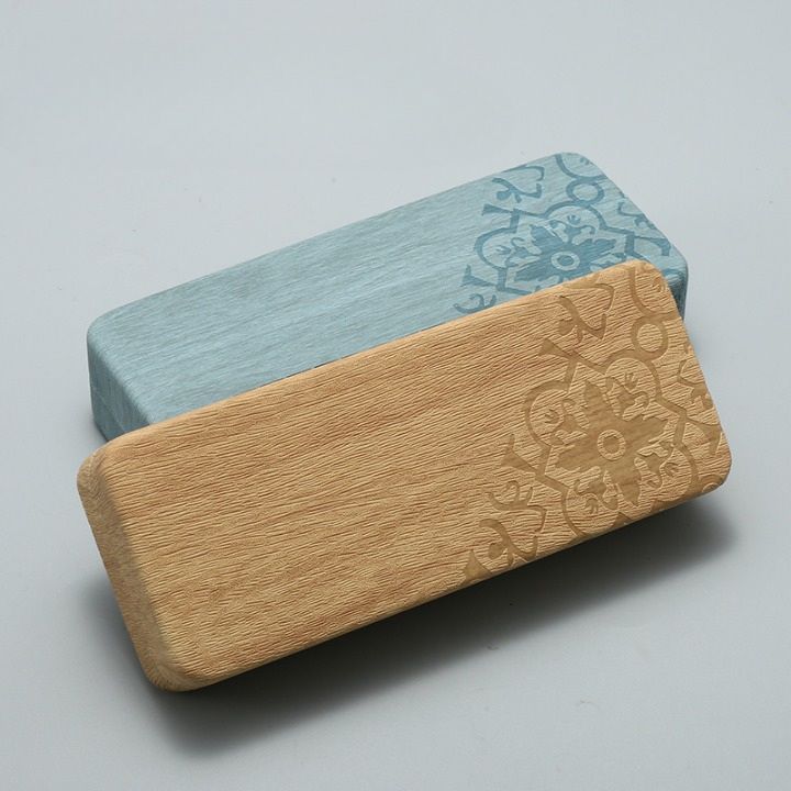 Футляр для очков и солнцезащитных очков 241022-02