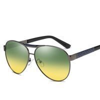 Polarized metal sunglasses with UV400 protection 2802-3-GT