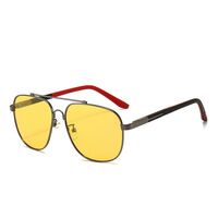 Polarized metal sunglasses with UV400 protection 2924-GT