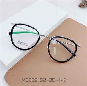 Titanium extralight frames MAMO M6209