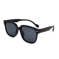 Детские силиконовые солнцезащитные поляризационные очки с защитой UV400 O-kai_glasses-1