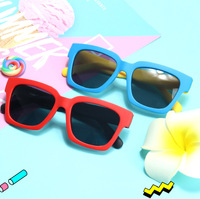 Polarized silicone sunglasses with UV400 protection for kids T1656