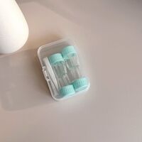 Soft contact lens kit with 4 containers W-XS二副装RGP