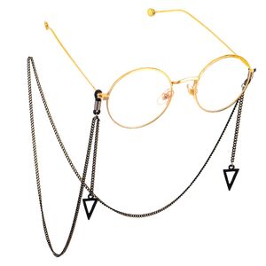 Black-colored metal non-slip chain, with pendant black triangle, for glasses and masks GL592