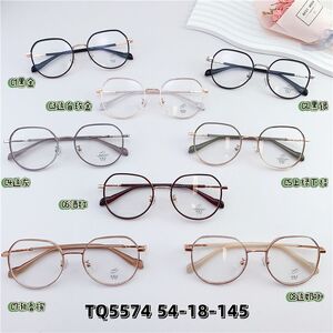 Hybrid metal + TR90 frame, with Blue Block coating SANTA TQ5574