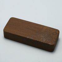 Футляр для очков и солнцезащитных очков 241022-02