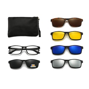 Rim's El Dorado with a set of polarized sunglasses bits on the magnet 2247A