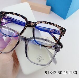 TR90 plastic frame with Blue Block coating SANTA 91342