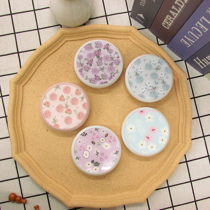 Kit for soft contact lenses (Kits for contact lenses) XC980-1