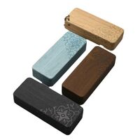 Футляр для очков и солнцезащитных очков 241022-02