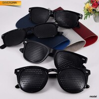 黑框多孔镜 Перфорационные очки-тренажёры Mystery 28001T (чехол и инструкция в комплекте)