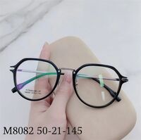 Hybrid frame, titanium alloy + TR90 SANTA M8082