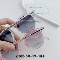 Hybrid frame, metal + TR90, with magnet polarised clip-onSANTA 2186