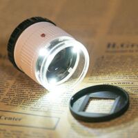 Portable pocket magnifier with backlight and UV light 新圆筒, diameter: 30 mm, magnification: 30X