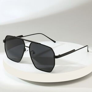 Polarized metal sunglasses with UV400 protection 2964-GT