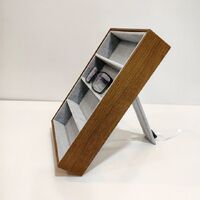 Планшет настольный для демонстрации солнцезащитных очков и оправ на 4 места JS-C230727