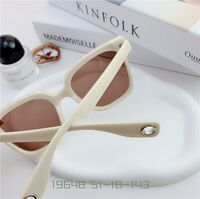 Солнцезащитные пластиковые TR90 очки  SANTA 19648S