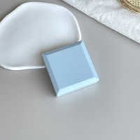 Kit for soft contact lenses (Kits for contact lenses) D6550