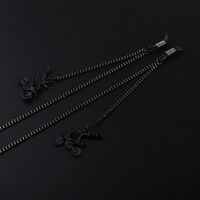 Black-colored metal non-slip chain, with pendant motorcycle, for glasses and masks GL982
