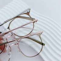 Hybrid frame, metal + TR90, with Blue Block protection SANTA TQ1374