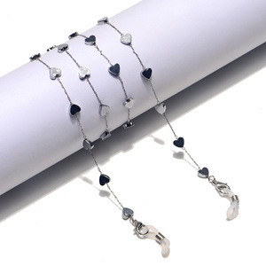 Stainless steel glasses chain with hearts GS049