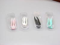 Пинцет пластиковый в индивидуальной упаковке в коробочке 