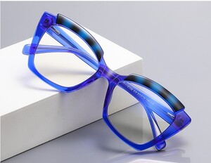 Women's fashion glasses in the style of an eyebrow  plastic frames for glasses TR90+CA material (flex hinges) FOCUS FCS2122